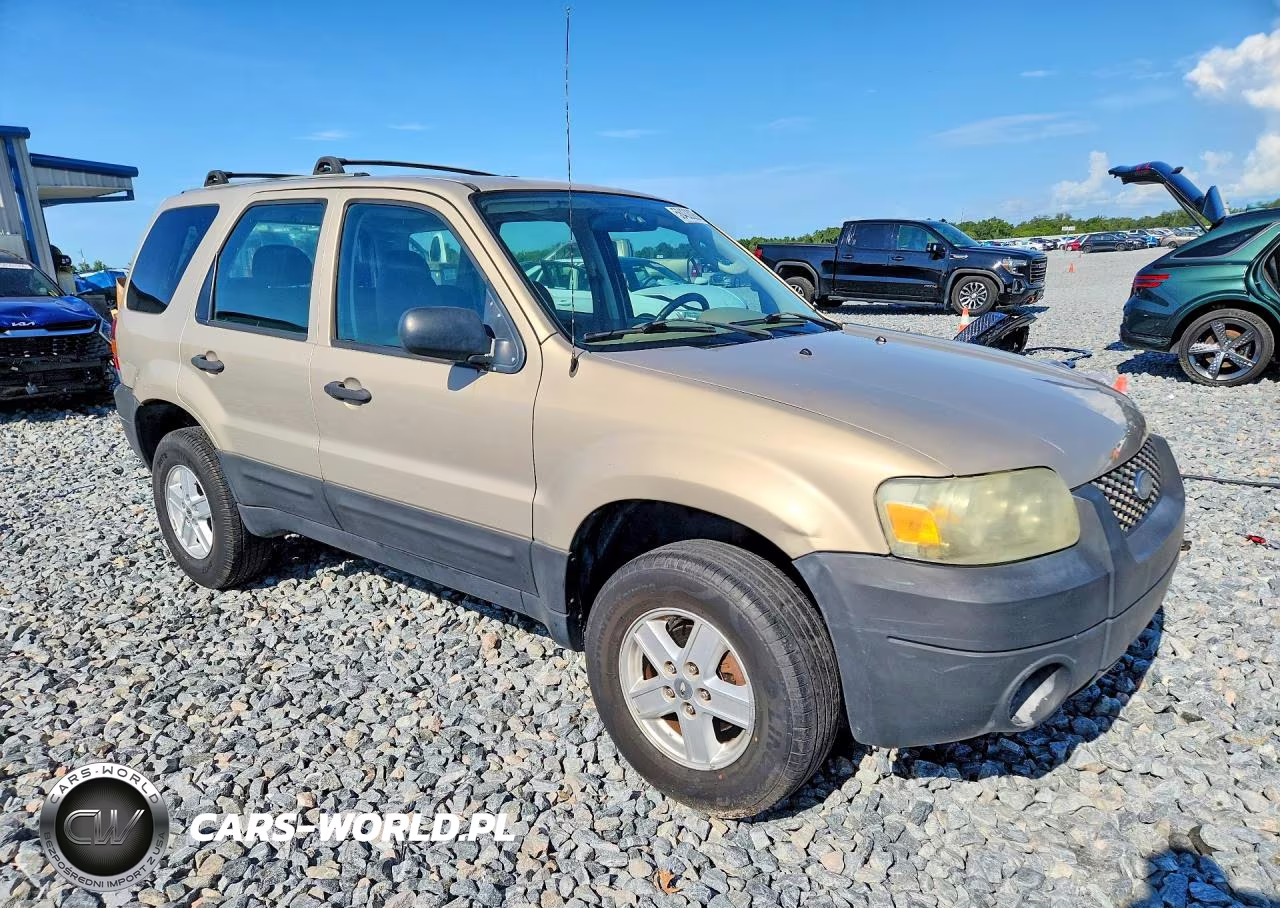 2007 Ford Escape Xls VIN:1FMYU02Z87KA14998 - 4