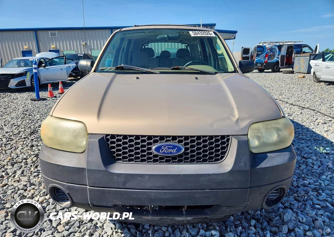 2007 Ford Escape Xls VIN:1FMYU02Z87KA14998 - 5