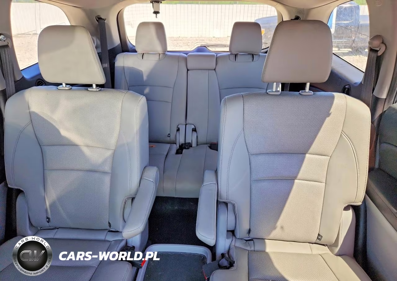 2016 Honda Pilot Elite VIN:5FNYF6H03GB044014 - 10