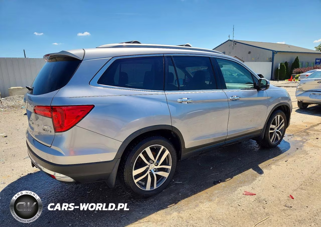 2016 Honda Pilot Elite VIN:5FNYF6H03GB044014 - 3