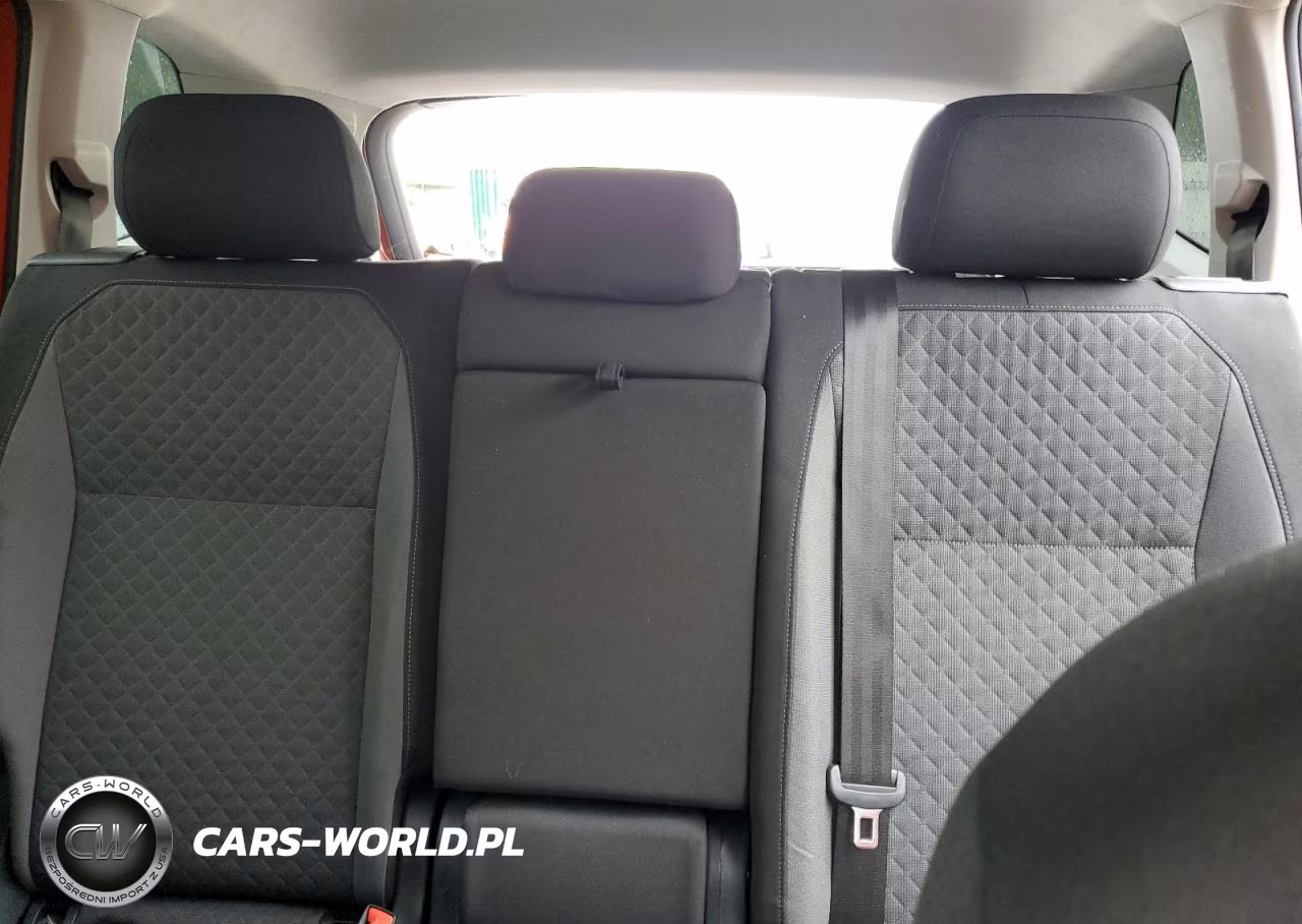 2019 Volkswagen Tiguan S VIN:3VV1B7AX2KM146582 - 10