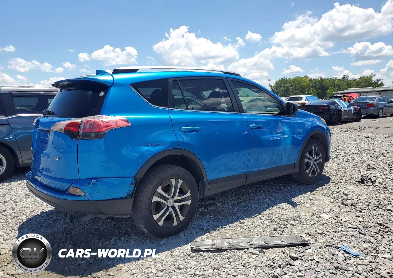 2017 Toyota Rav4 Le VIN:JTMZFREV5HJ135138 - 3