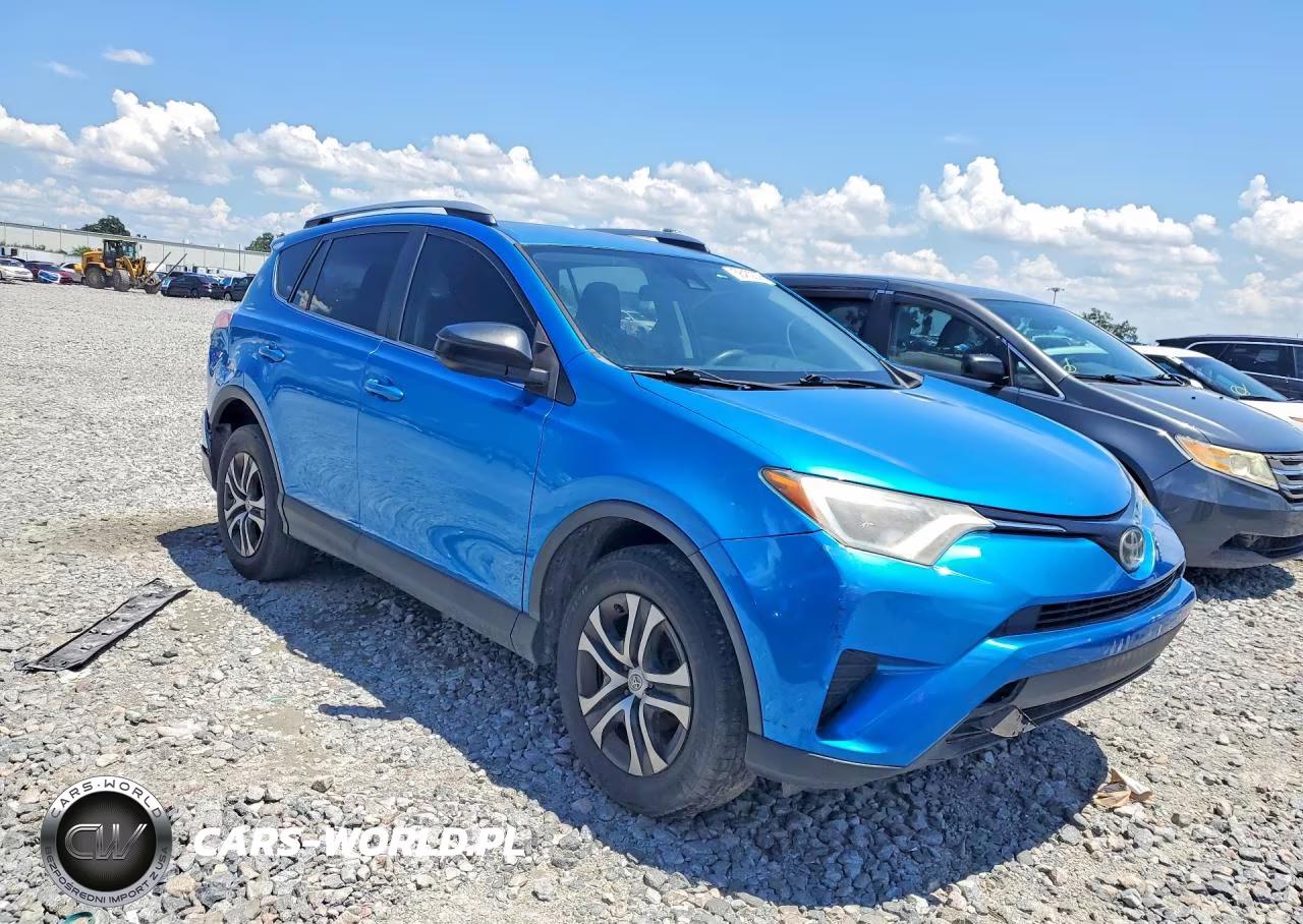 2017 Toyota Rav4 Le VIN:JTMZFREV5HJ135138 - 4