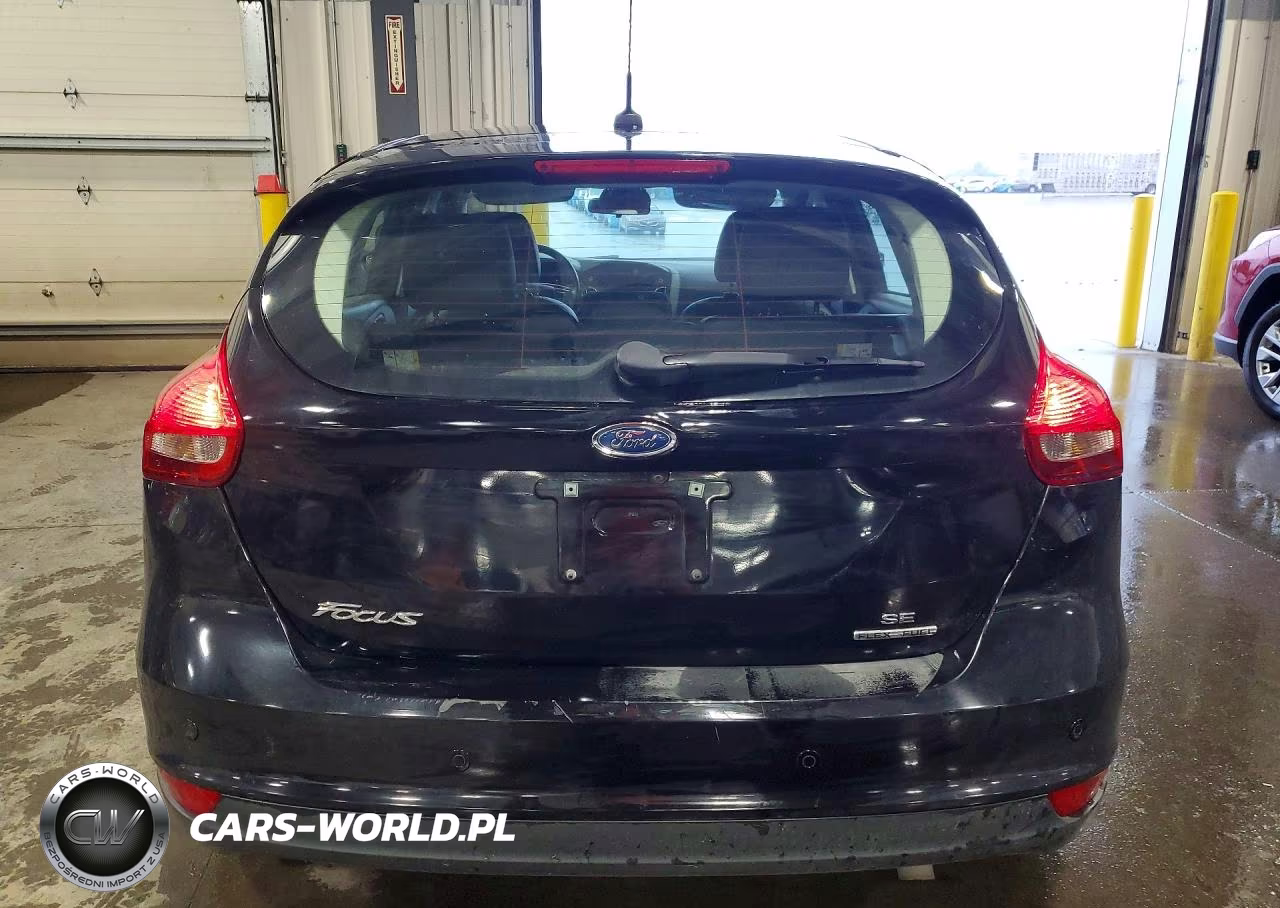 2016 Ford Focus Se VIN:1FADP3K22GL362553 - 6