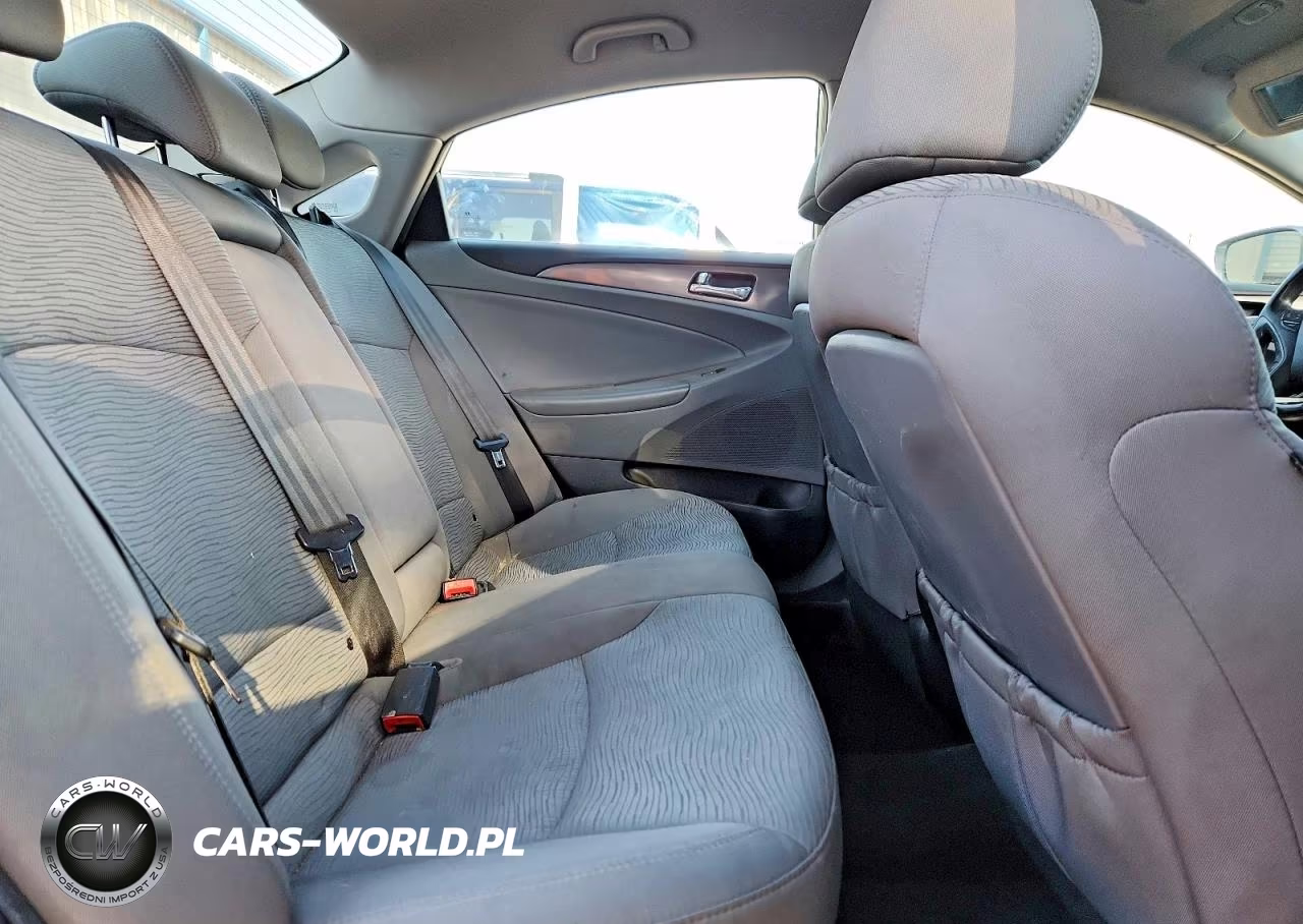 2014 Hyundai Sonata Hybrid VIN:KMHEC4A47EA108182 - 10