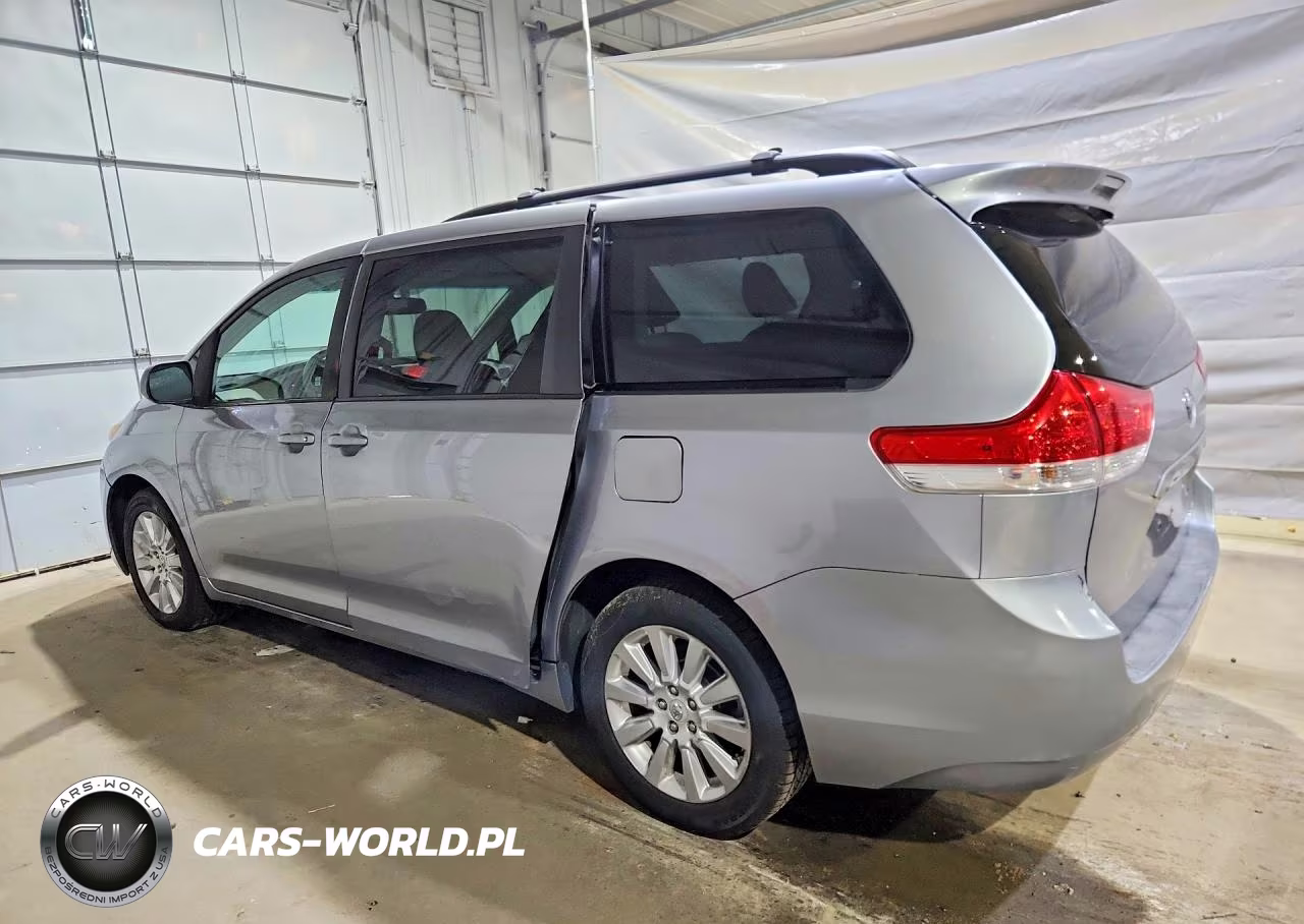 2011 Toyota Sienna Le VIN:5TDJK3DC4BS025326 - 2