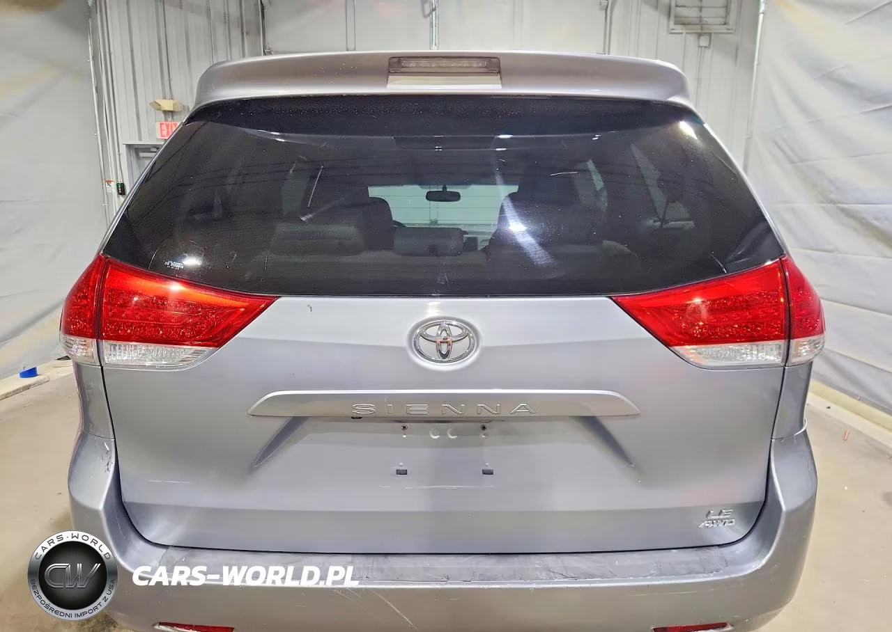 2011 Toyota Sienna Le VIN:5TDJK3DC4BS025326 - 6