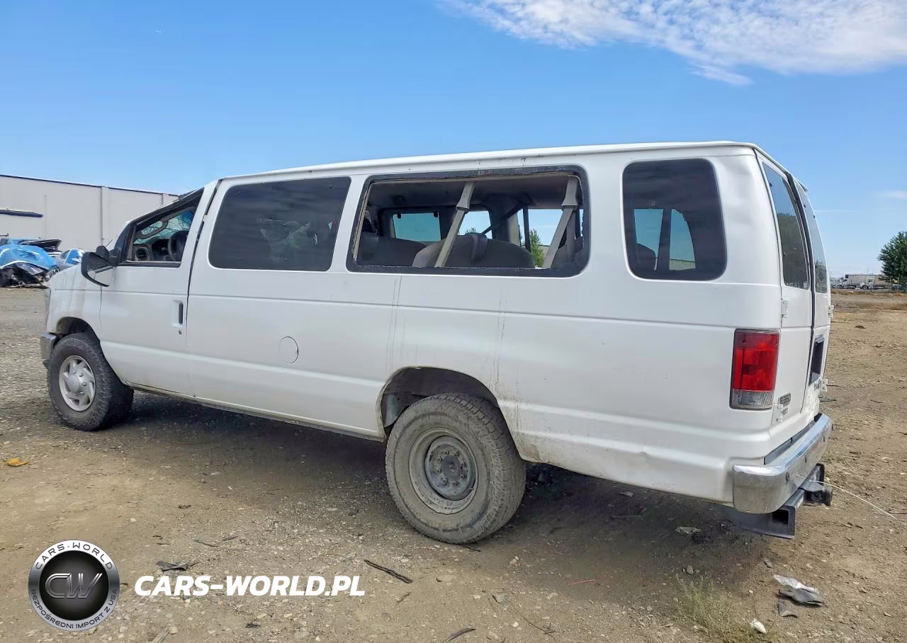 2013 Ford Econoline E350 Super Duty Wagon VIN:1FBSS3BL8DDA92084 - 2
