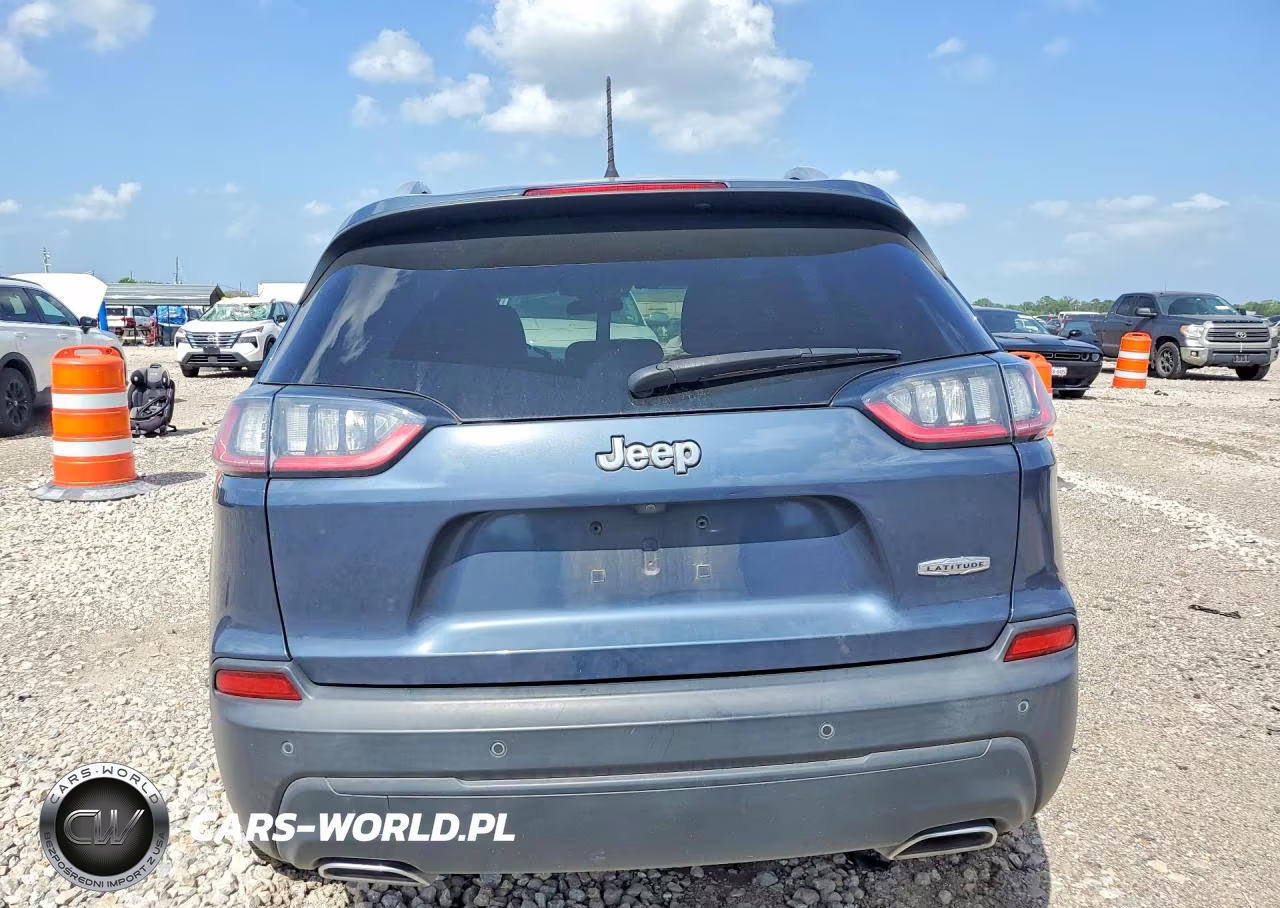 2020 Jeep Cherokee Latitude VIN:1C4PJLCXXLD521620 - 6
