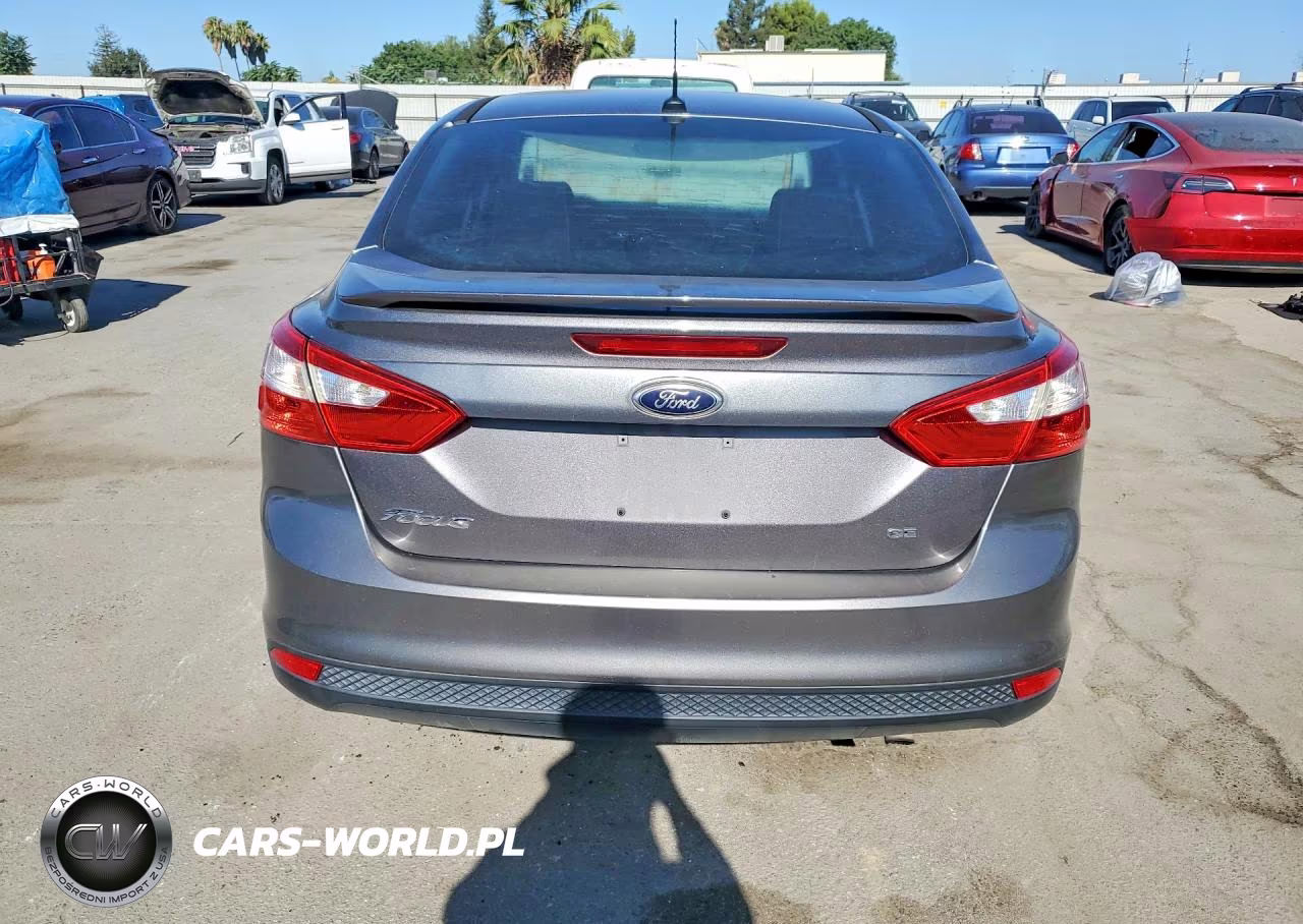 2012 Ford Focus Se VIN:1FAHP3F26CL386456 - 6