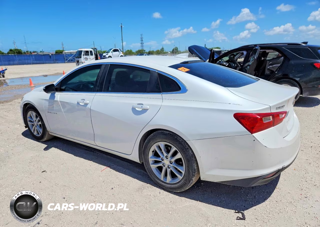 2017 Chevrolet Malibu Lt VIN:1G1ZE5ST2HF169029 - 2