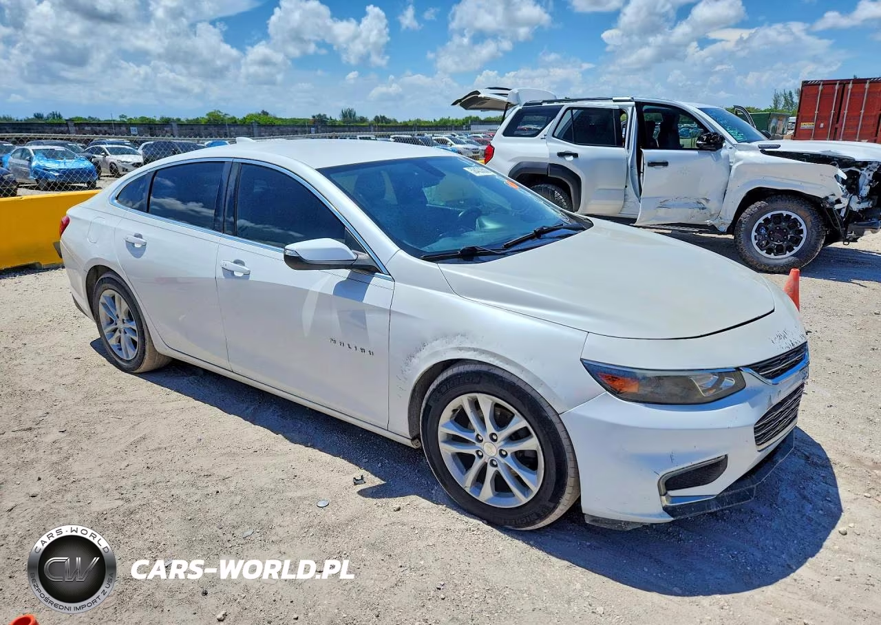 2017 Chevrolet Malibu Lt VIN:1G1ZE5ST2HF169029 - 4