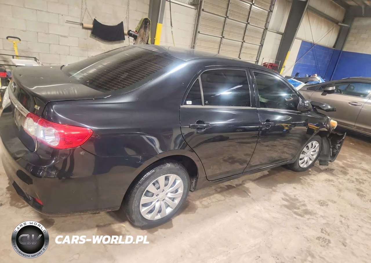 2013 Toyota Corolla Le VIN:5YFBU4EE2DP129846 - 3
