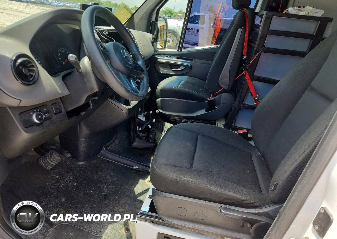 2021 Mercedes-Benz Sprinter 2500 Delivery Van VIN:W1Y40CHY3MT057905 - 7
