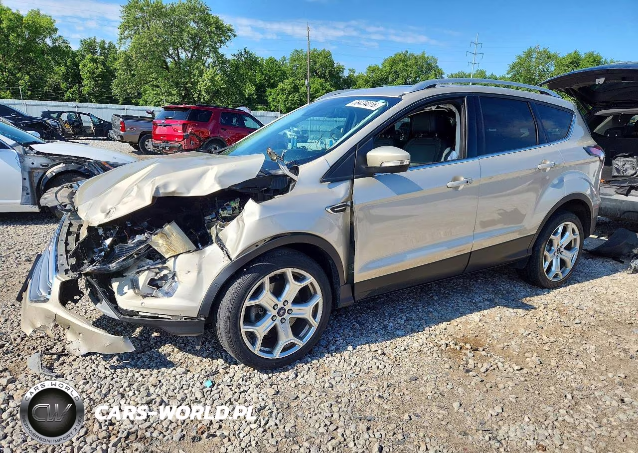 2017 Ford Escape Titanium – zdjęcie 1 z 13