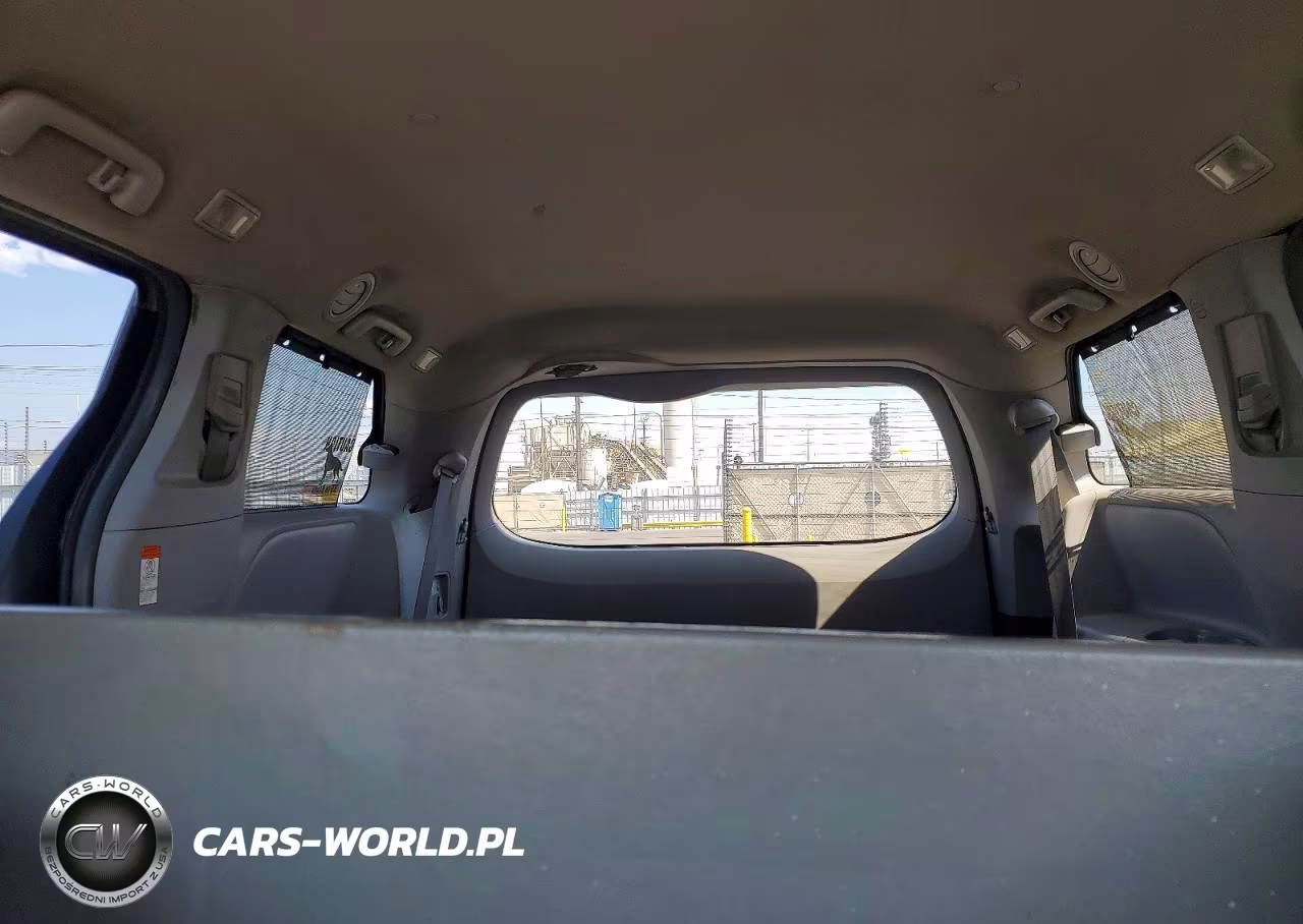 2019 Toyota Sienna Le VIN:5TDKZ3DC7KS998961 - 10
