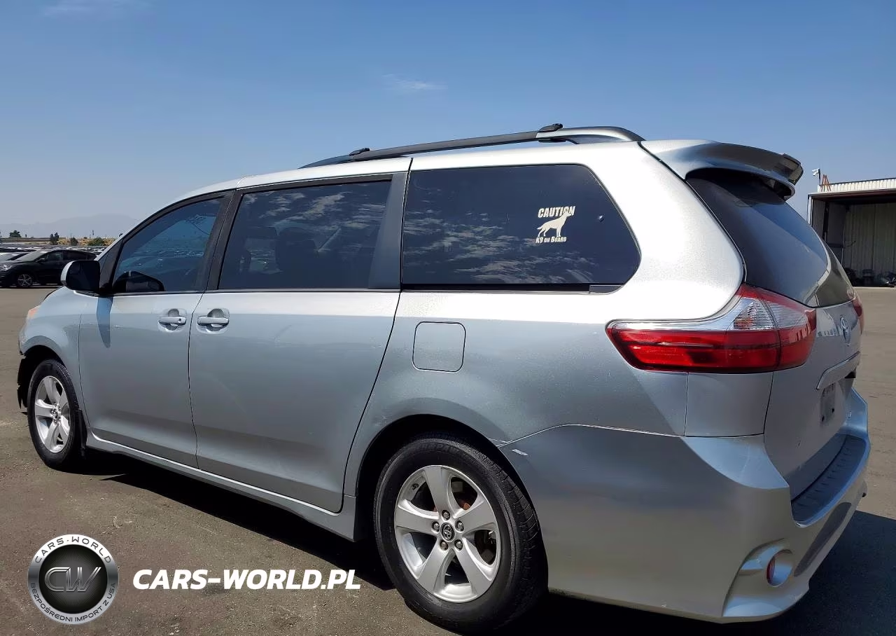 2019 Toyota Sienna Le VIN:5TDKZ3DC7KS998961 - 2