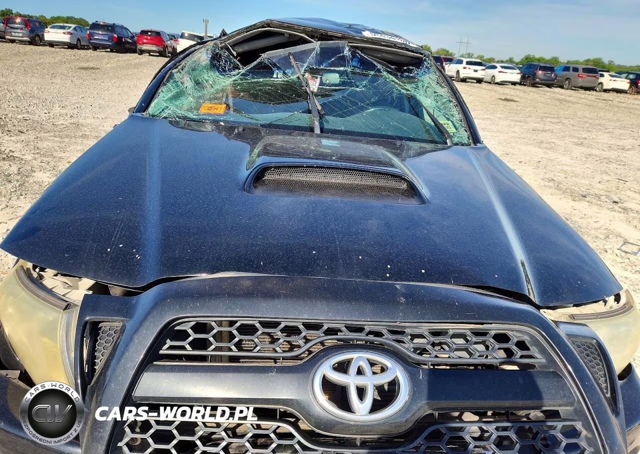 2011 Toyota Tacoma Double Cab VIN:3TMLU4EN5BM057677 - 11