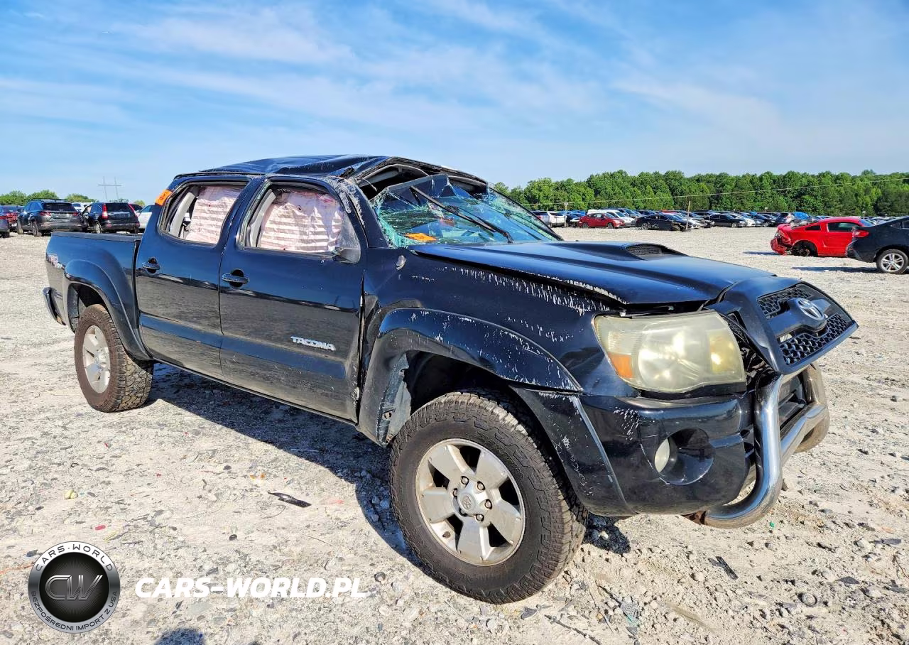 2011 Toyota Tacoma Double Cab VIN:3TMLU4EN5BM057677 - 4