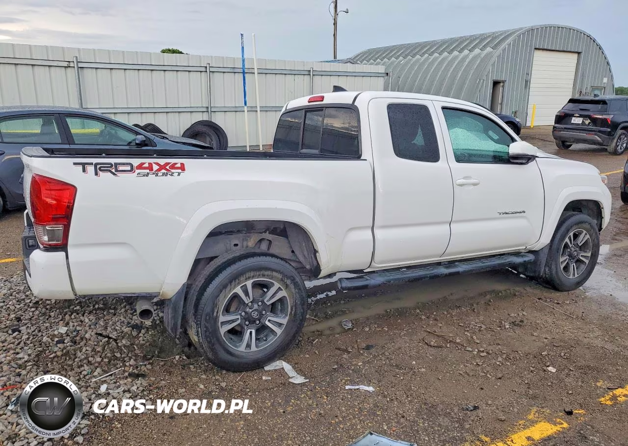 2017 Toyota Tacoma Trd Sport VIN:5TFSZ5AN4HX068570 - 3