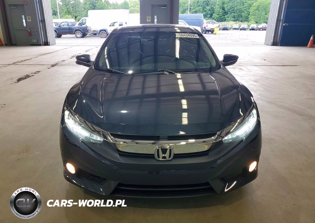 2018 Honda Civic Touring VIN:JHMFC1F97JX032058 - 5