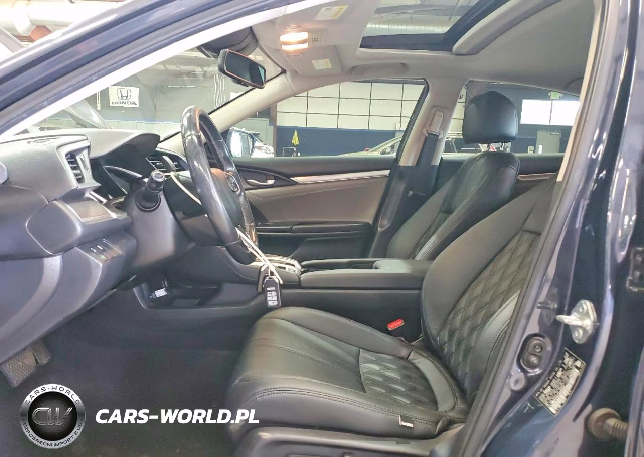 2018 Honda Civic Touring VIN:JHMFC1F97JX032058 - 7
