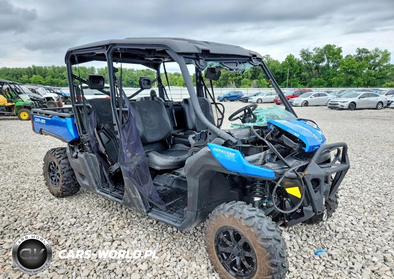 2021 Can-Am Defender Utility Vehicle