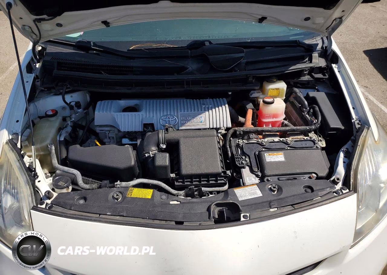 2015 Toyota Prius Plug-In Hybrid Base VIN:JTDKN3DP0F3069698 - 11