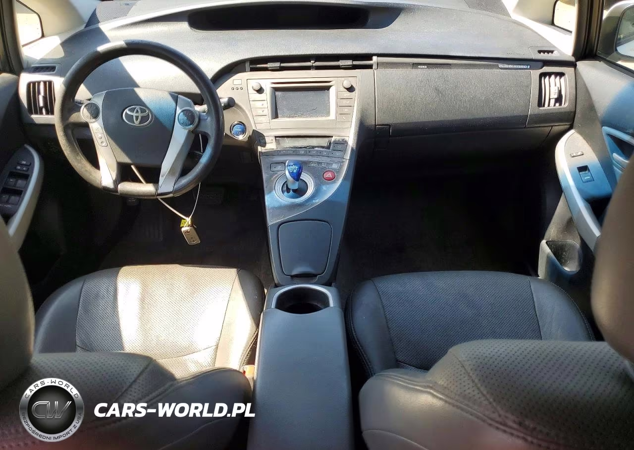 2015 Toyota Prius Plug-In Hybrid Base VIN:JTDKN3DP0F3069698 - 8