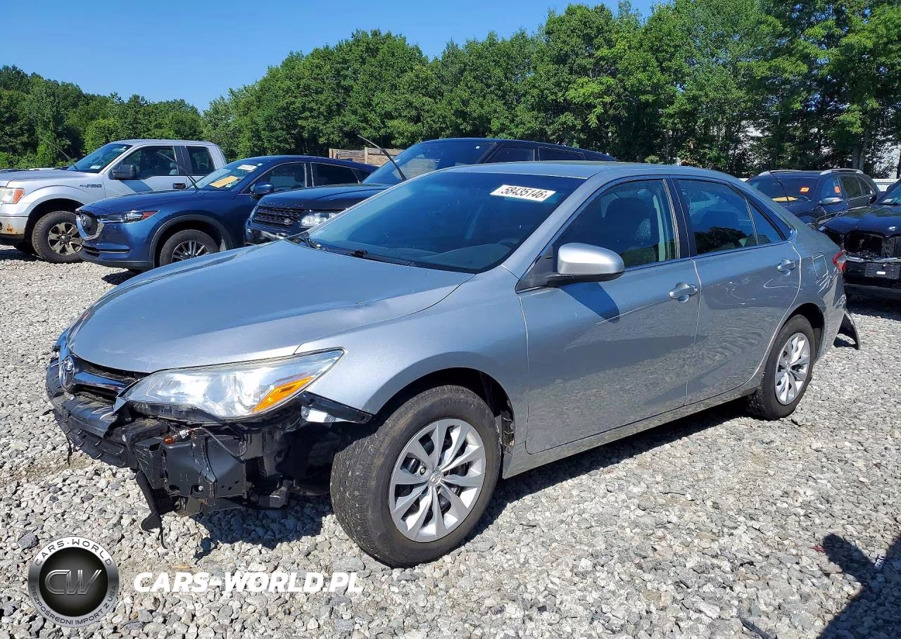 2017 Toyota Camry Le
