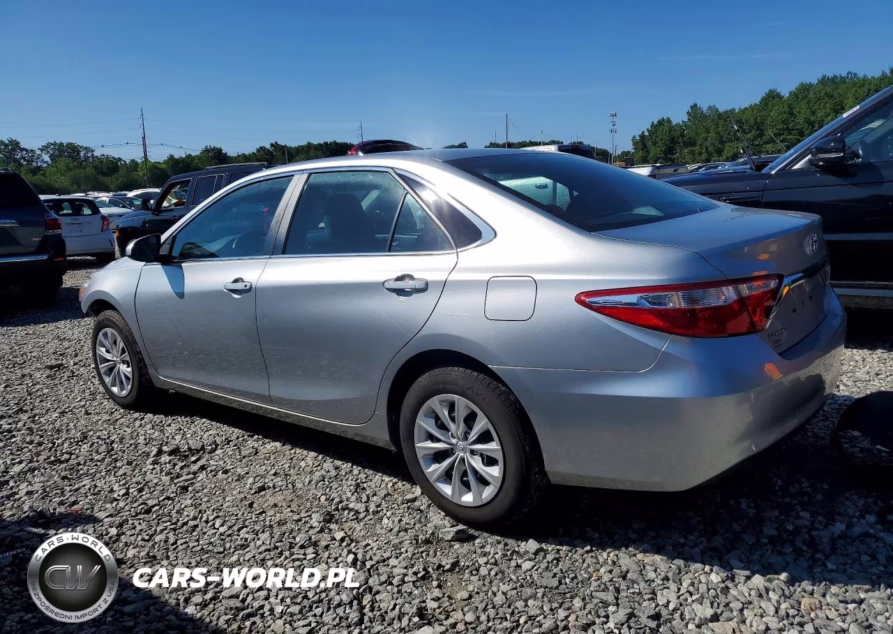 2017 Toyota Camry Le VIN:4T1BF1FKXHU729855 - 2