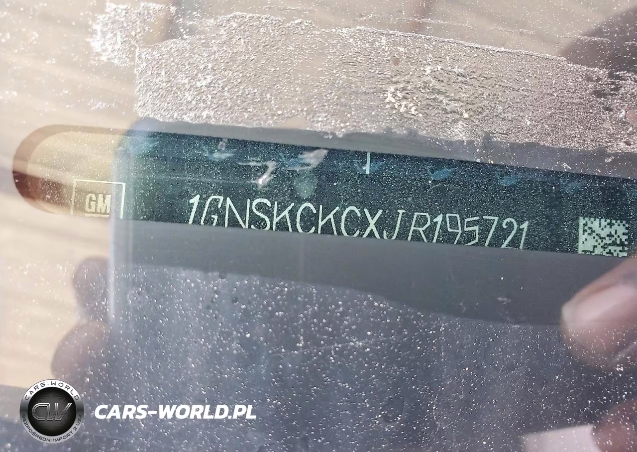 2018 Chevrolet Tahoe K1500 Premier VIN:1GNSKCKCXJR195721 - 12