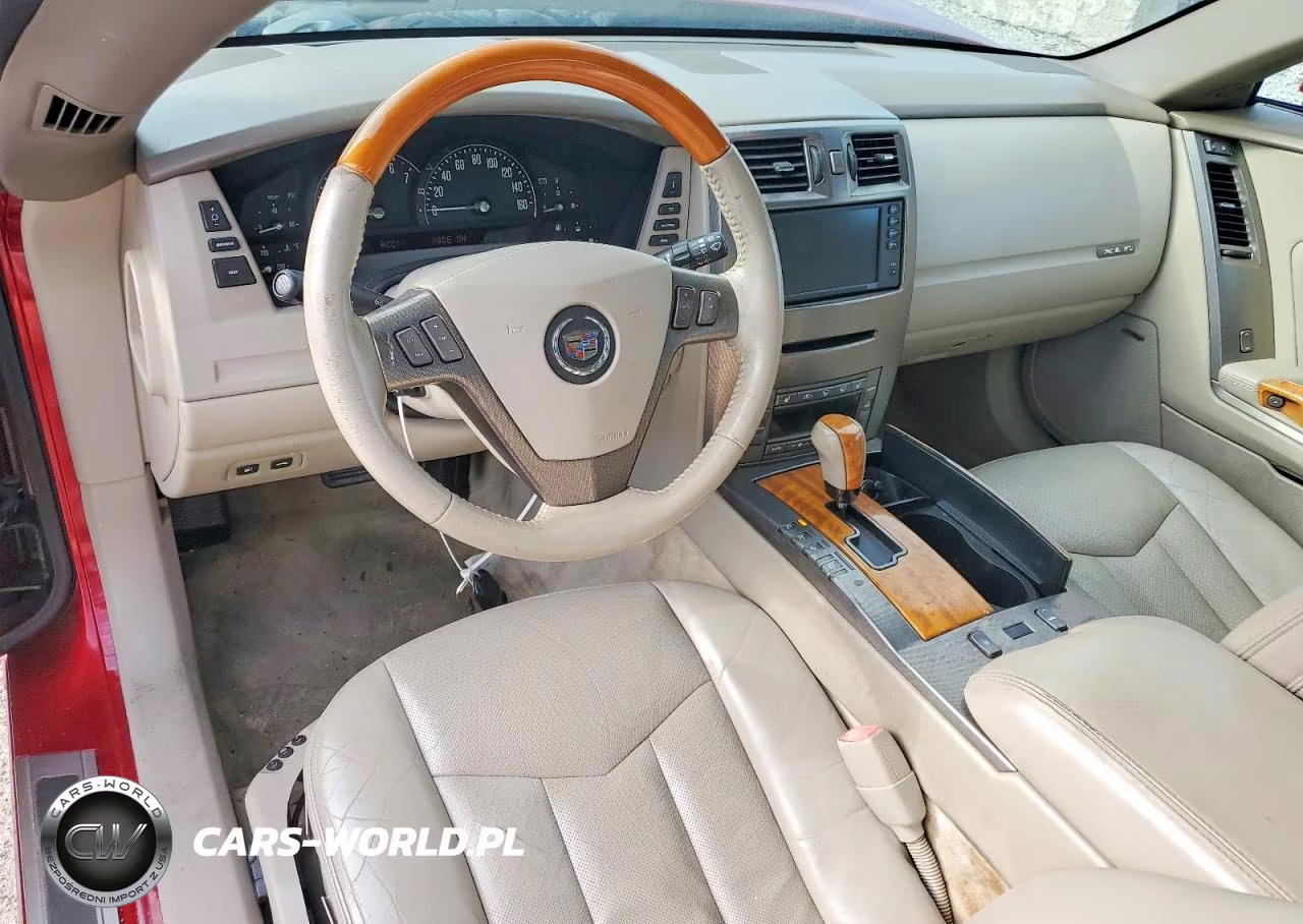 2004 Cadillac Xlr VIN:1G6YV34A345602928 - 8