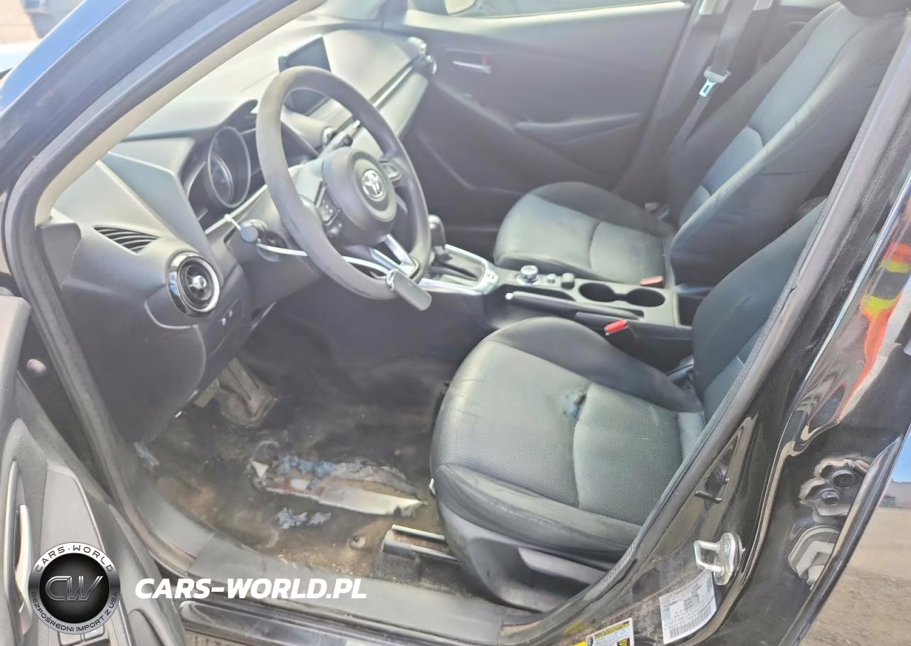 2020 Toyota Yaris Hatchback Le VIN:3MYDLBJV1LY707151 - 7