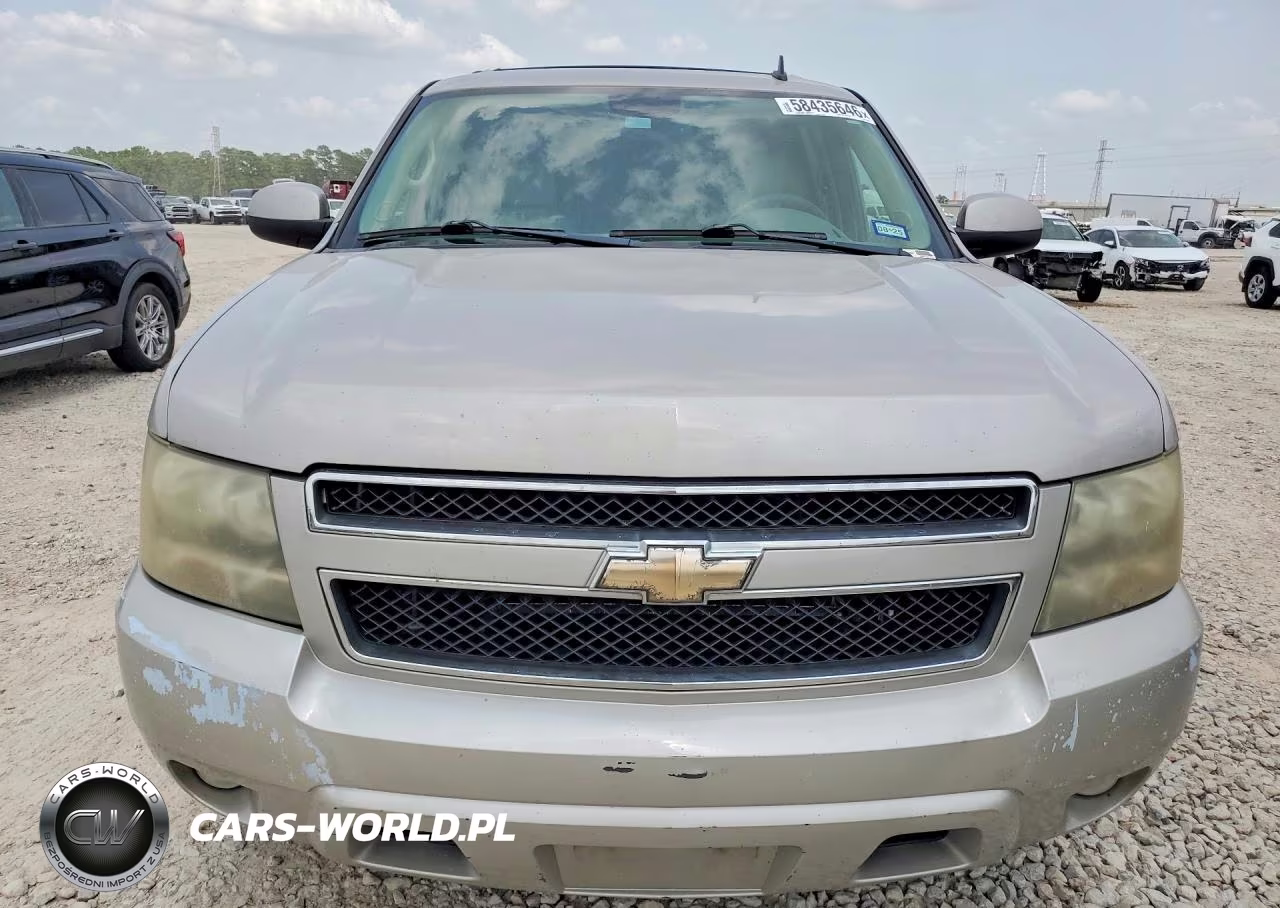 2008 Chevrolet Suburban C1500 Ls VIN:1GNFC16038J220079 - 5