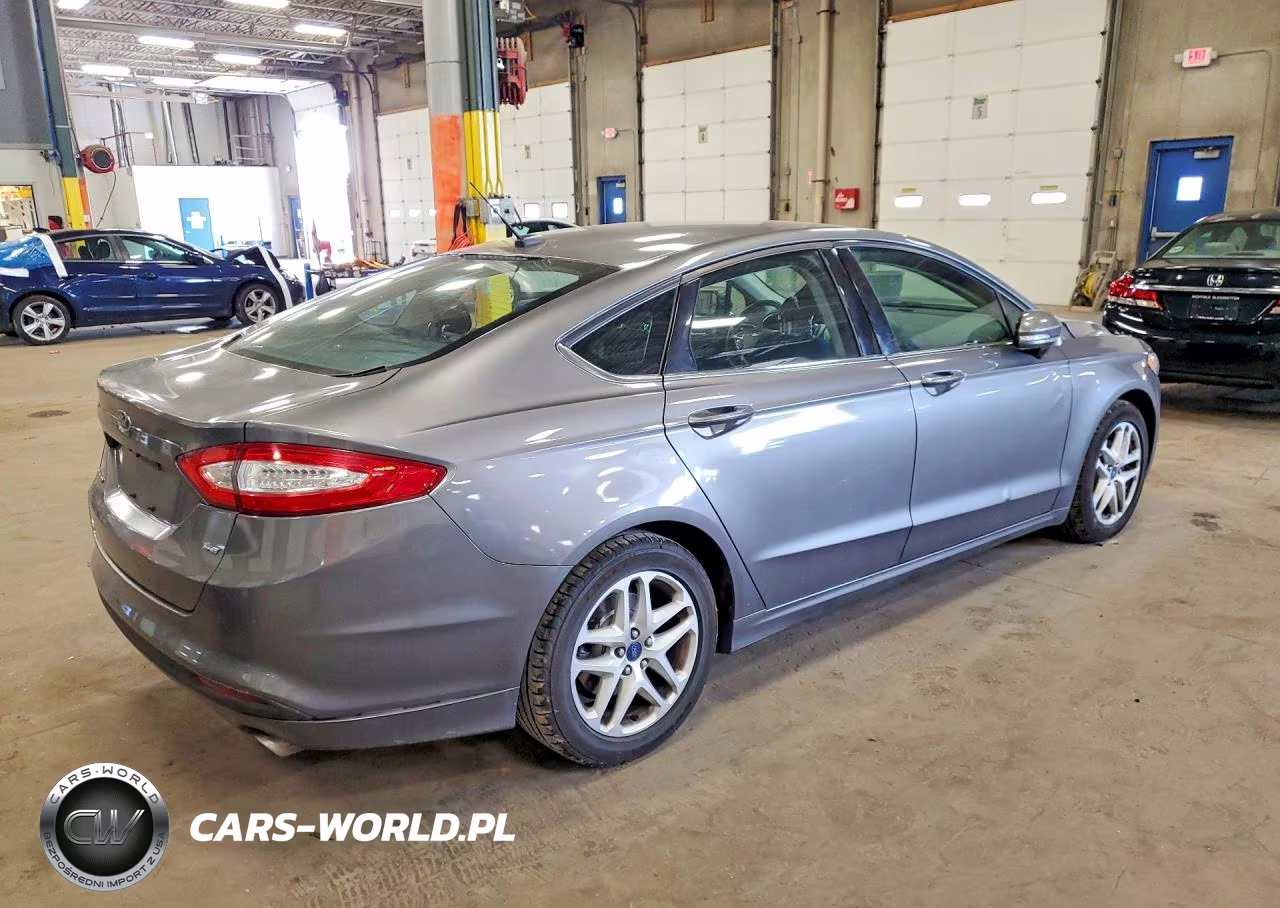 2014 Ford Fusion Se VIN:1FA6P0H76E5372675 - 3