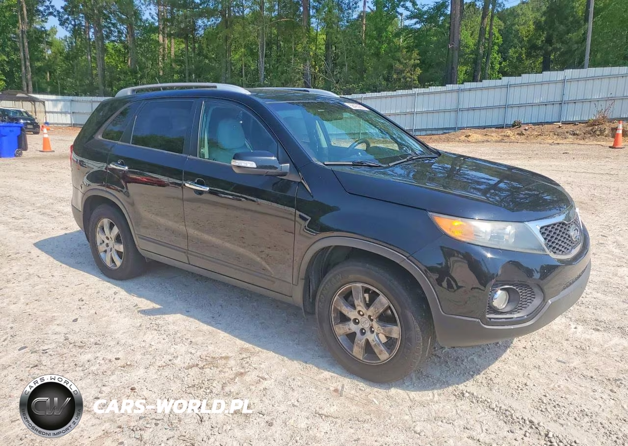 2013 Kia Sorento Lx VIN:5XYKT3A66DG365951 - 4