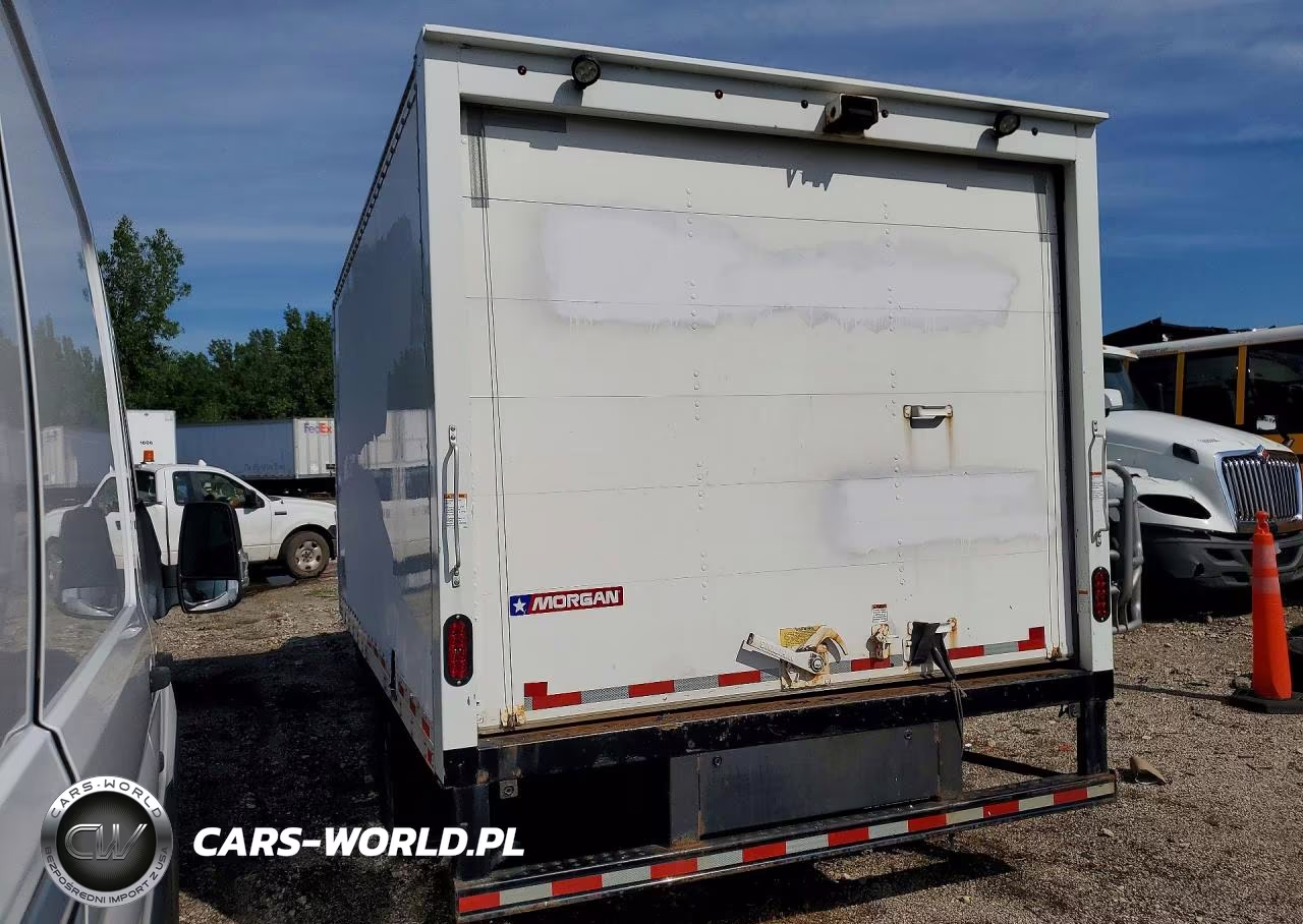 2021 Ford Econoline E350 Super Duty Cutaway Van VIN:1FDWE3FN8MDC12459 - 2