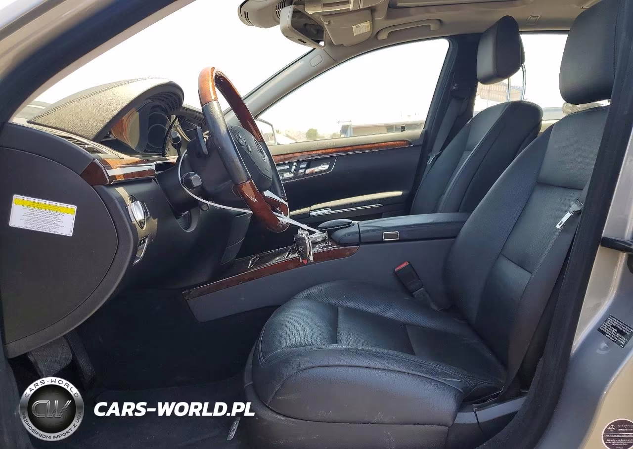2012 Mercedes-Benz S 550 VIN:WDDNG7DB1CA490863 - 7