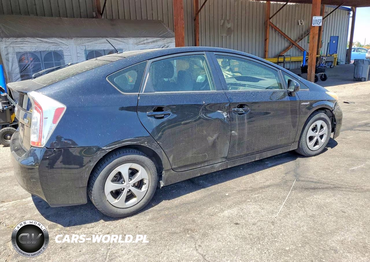 2012 Toyota Prius Two VIN:JTDKN3DU5C5390030 - 3