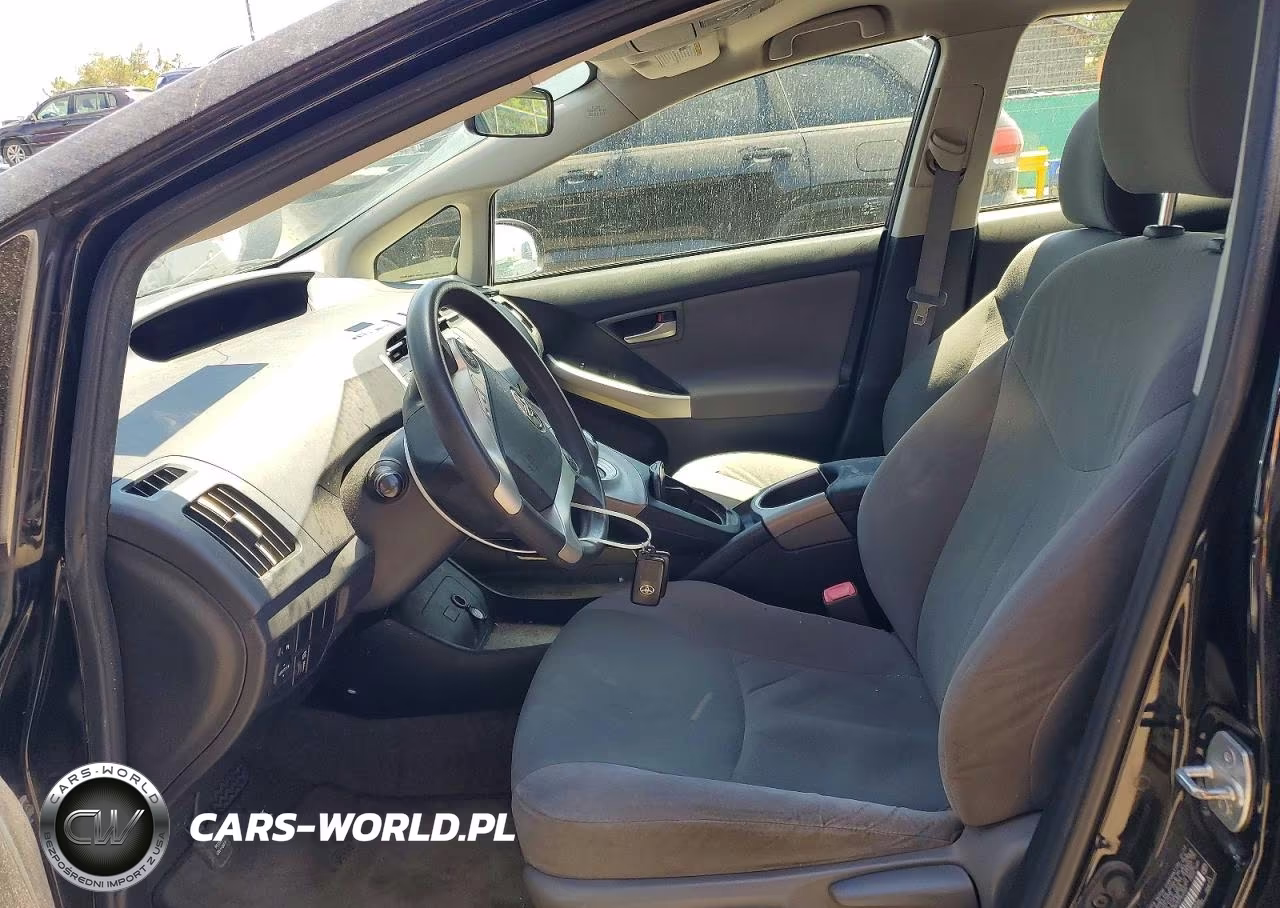 2012 Toyota Prius Two VIN:JTDKN3DU5C5390030 - 7