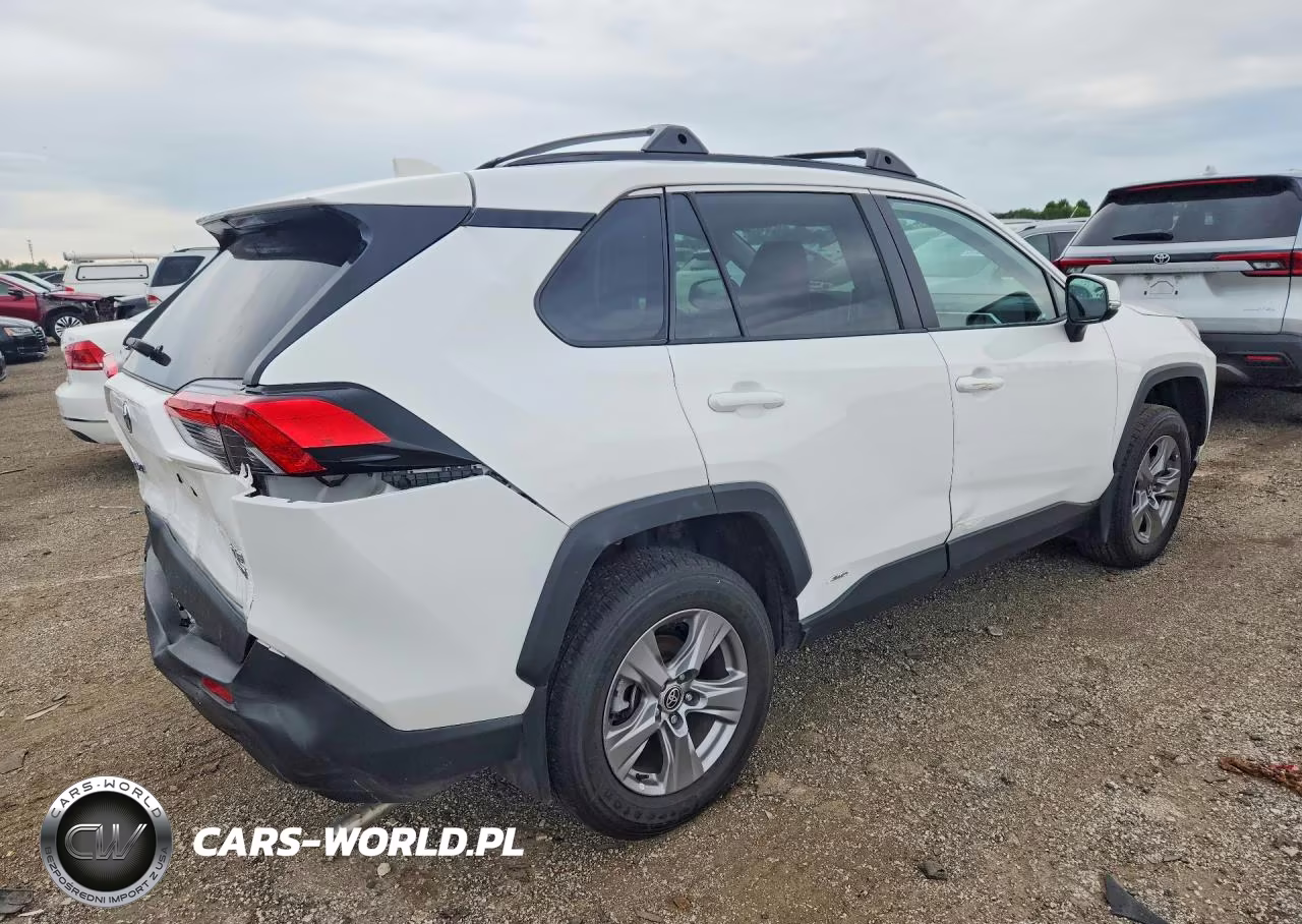 2024 Toyota Rav4 Hybrid Xle VIN:4T3RWRFV6RU126580 - 3