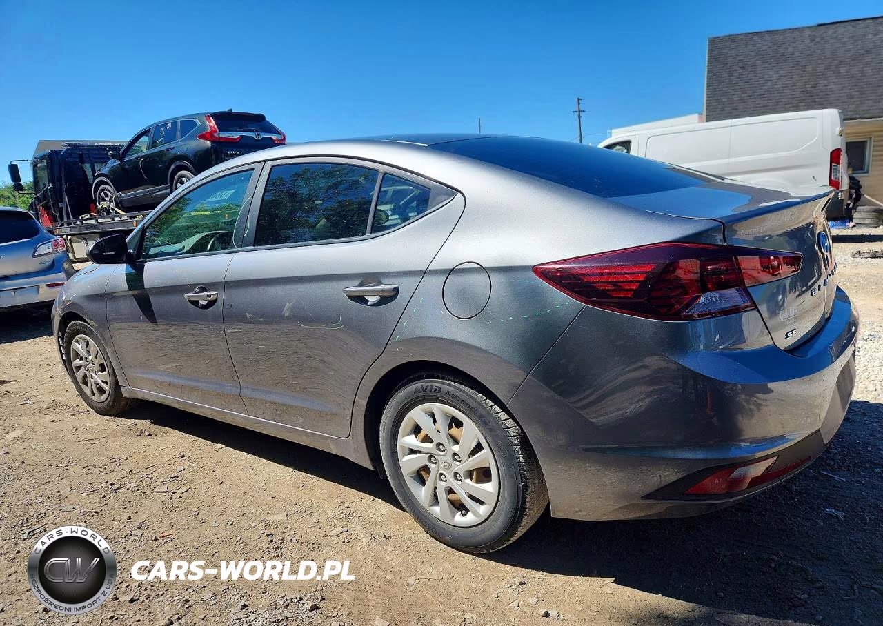 2019 Hyundai Elantra Se VIN:5NPD74LF3KH497300 - 2