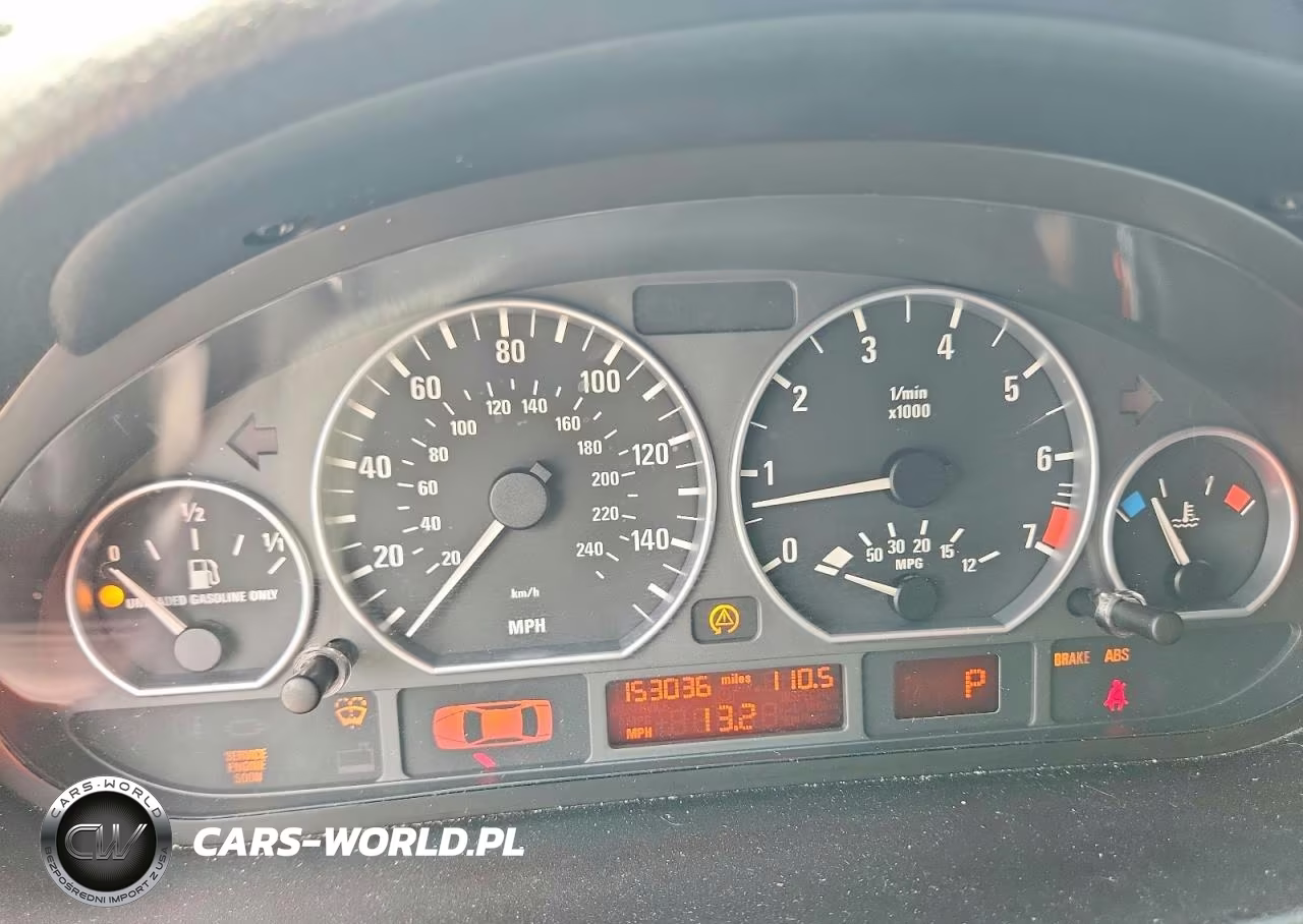 2005 BMW 330 Xi VIN:WBAEW53465PN39878 - 9