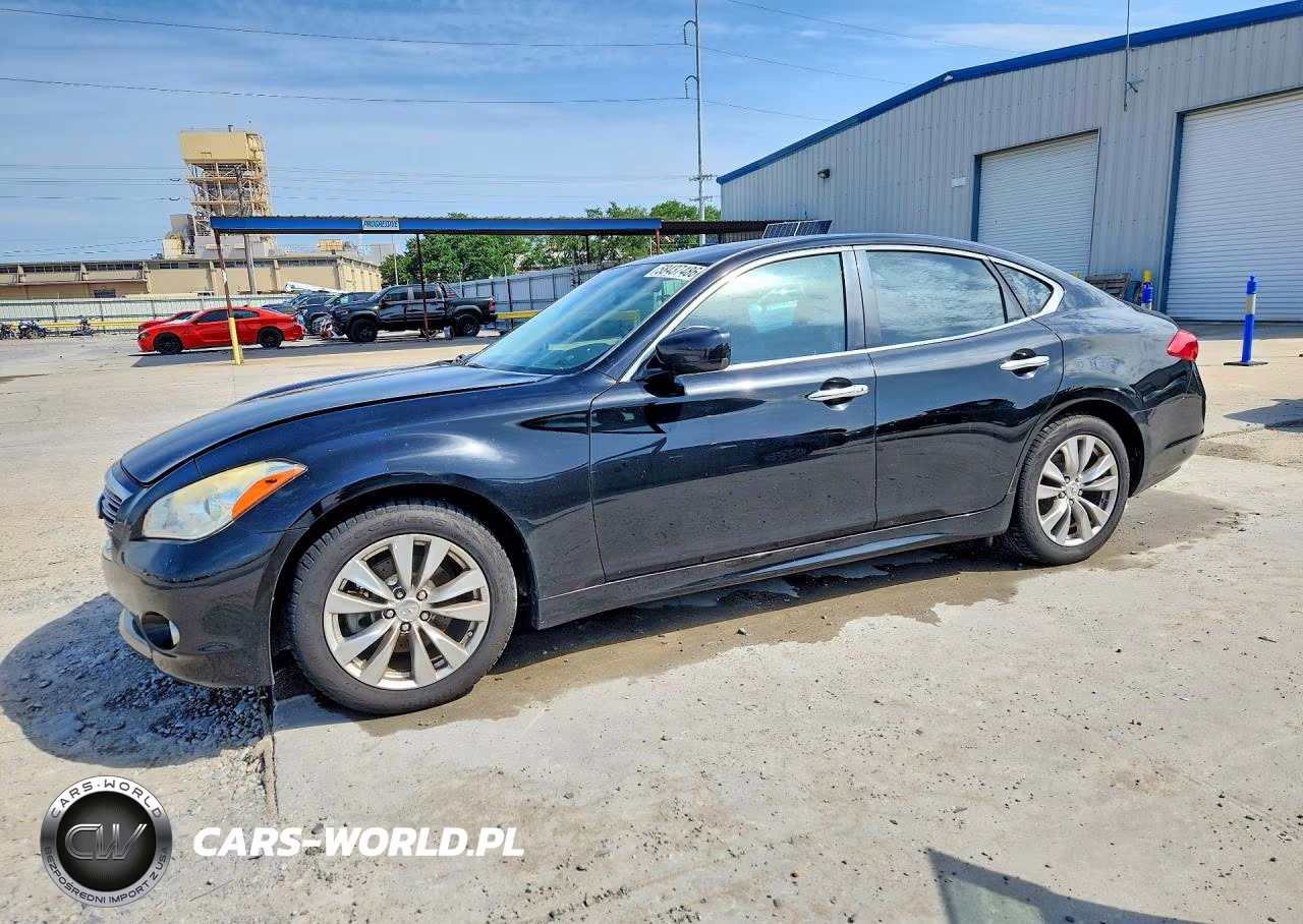 2013 Infiniti M37 Base