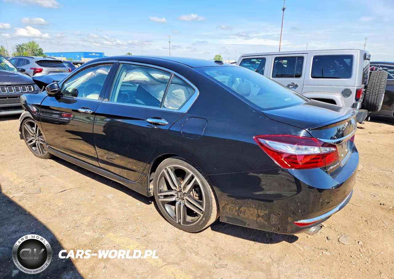 2017 Honda Accord Touring VIN:1HGCR3F96HA022635 - 2