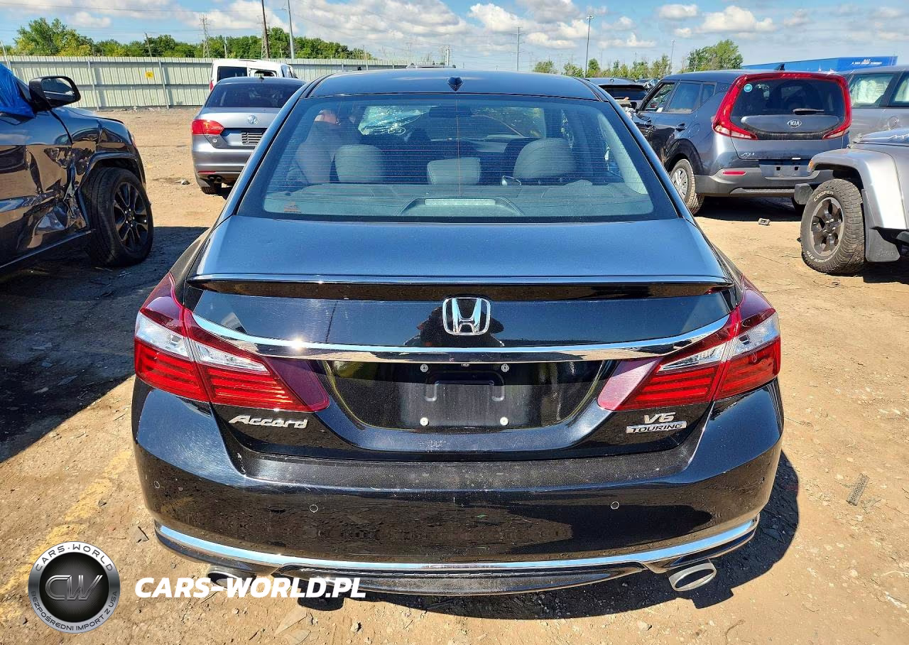 2017 Honda Accord Touring VIN:1HGCR3F96HA022635 - 6