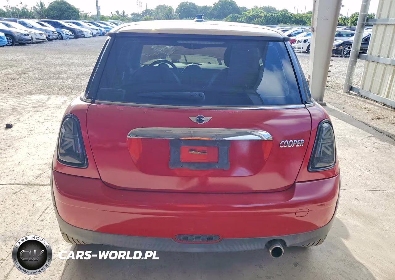 2010 Mini Cooper VIN:WMWMF3C52ATZ24462 - 6