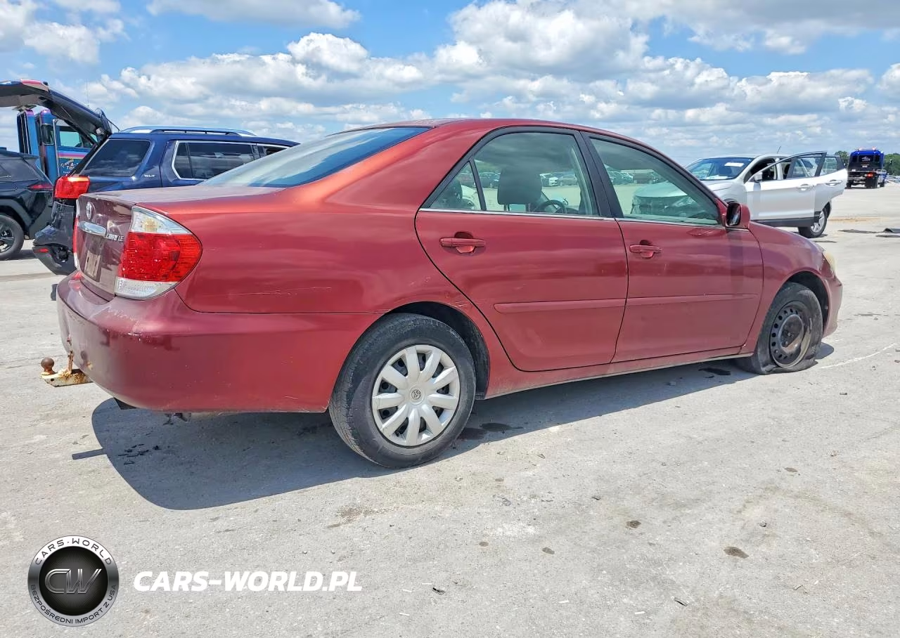 2005 Toyota Camry Le VIN:4T1BE32K45U396195 - 3