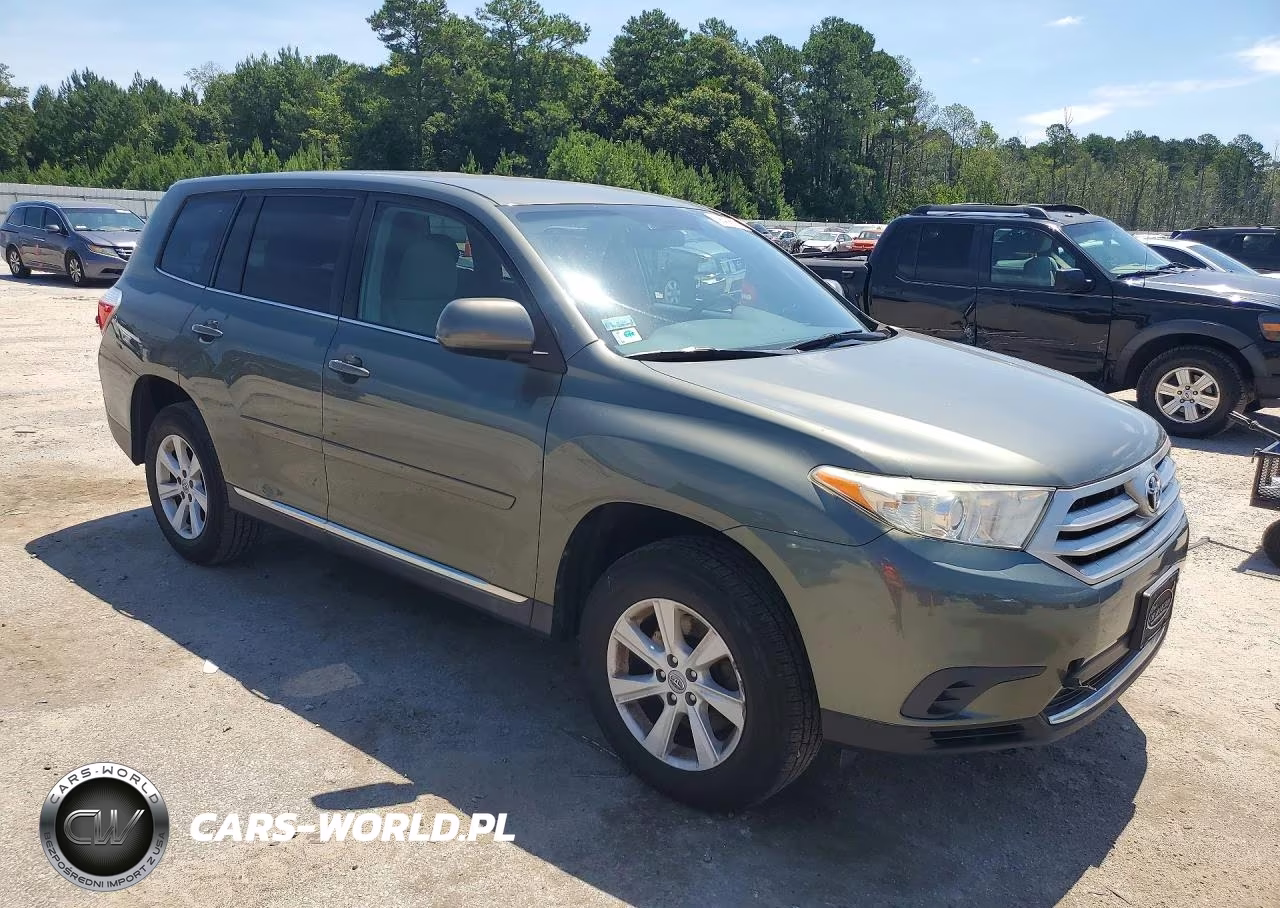 2013 Toyota Highlander Base VIN:5TDBK3EH0DS198536 - 4